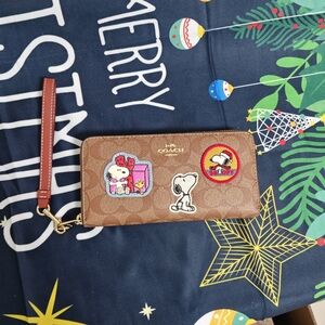 Coach fashion wallet